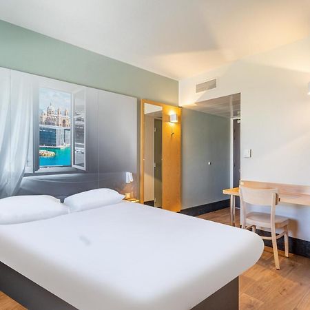 B&B Hotel Marseille Euromed מראה חיצוני תמונה