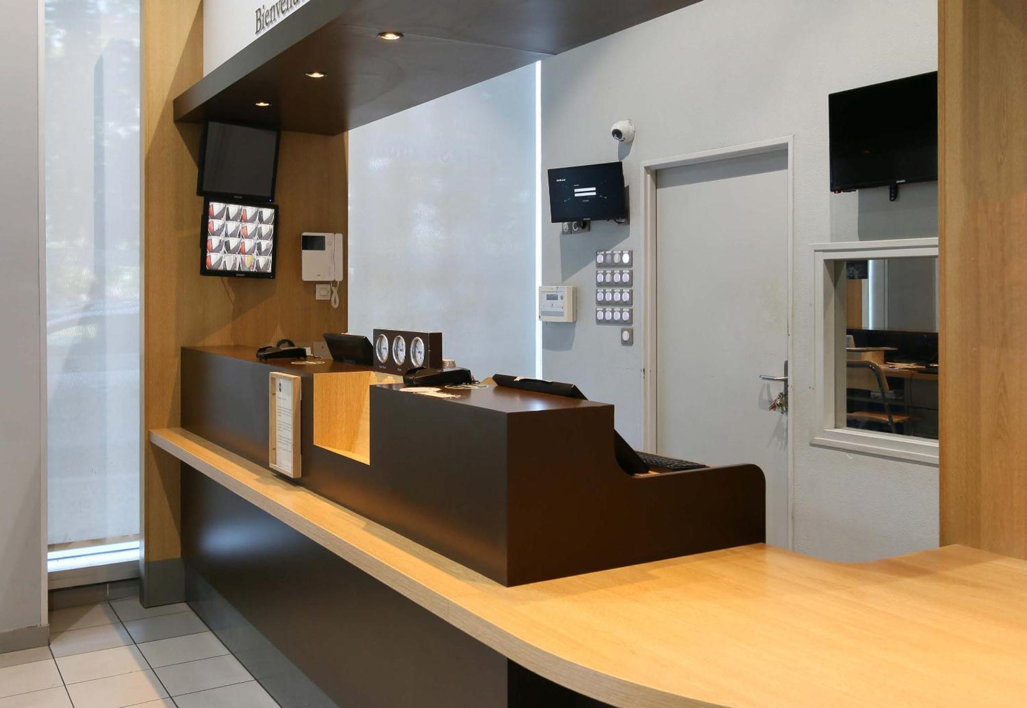B&B Hotel Marseille Euromed מראה חיצוני תמונה